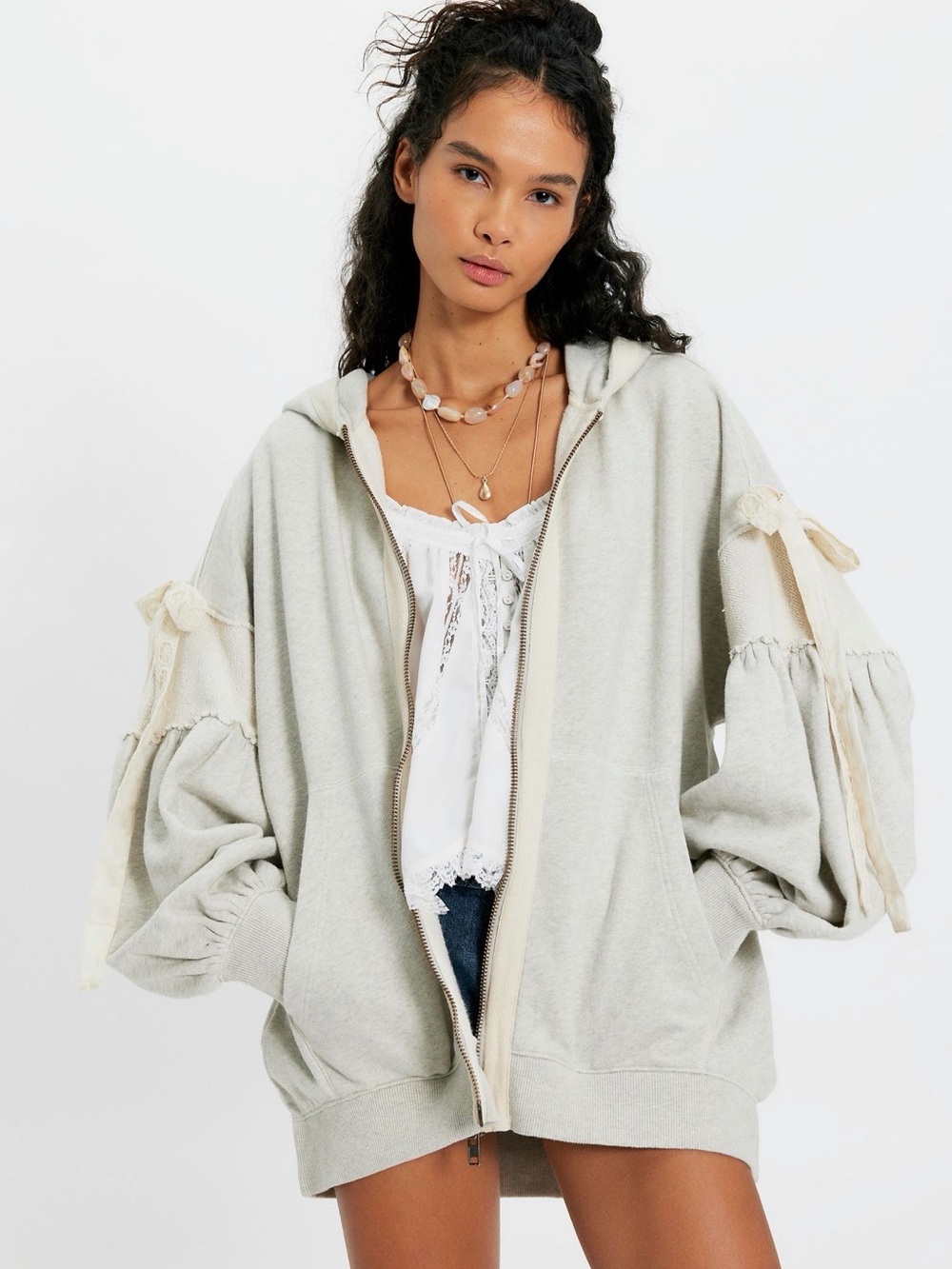 Free People Bow Girl Sweatshirt in Heather Grey Large